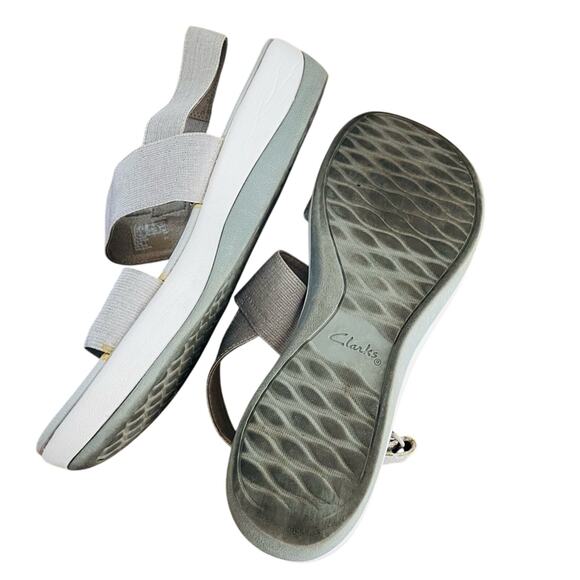 Clark’s Cloud Steppers Sandals - Picture 3 of 4